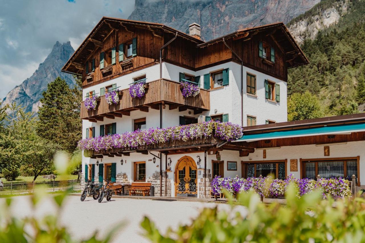 Locanda Montana San Vito di Cadore Ngoại thất bức ảnh